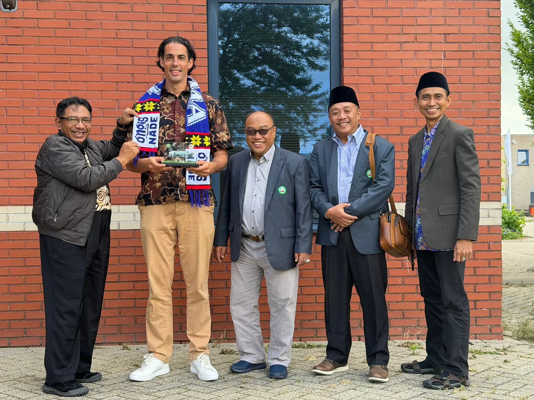 UNISMA and ESMI delegation following a cooperation meeting in the Netherlands